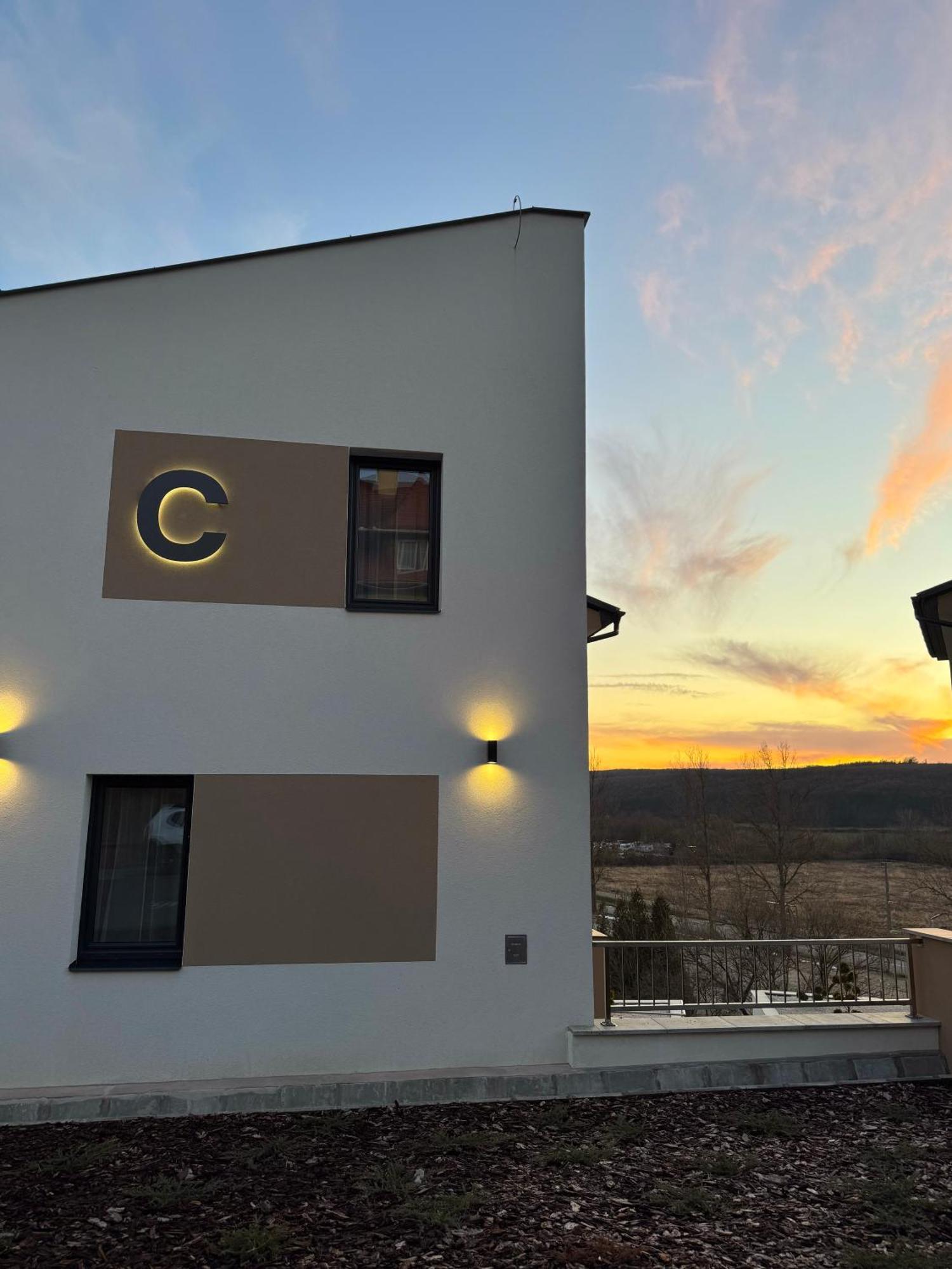 Salt Hill Premium Apartments Egerszalók Exteriér fotografie